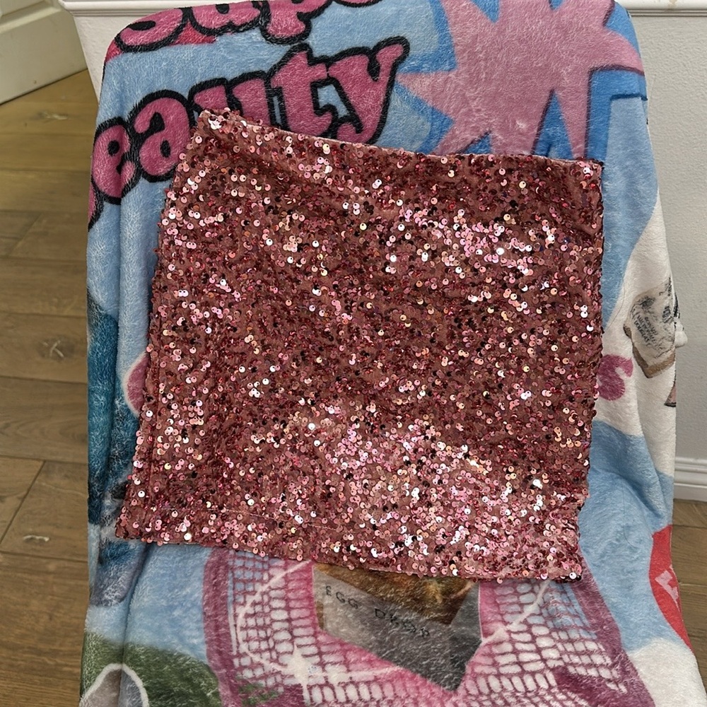 Little pink sequin skirt